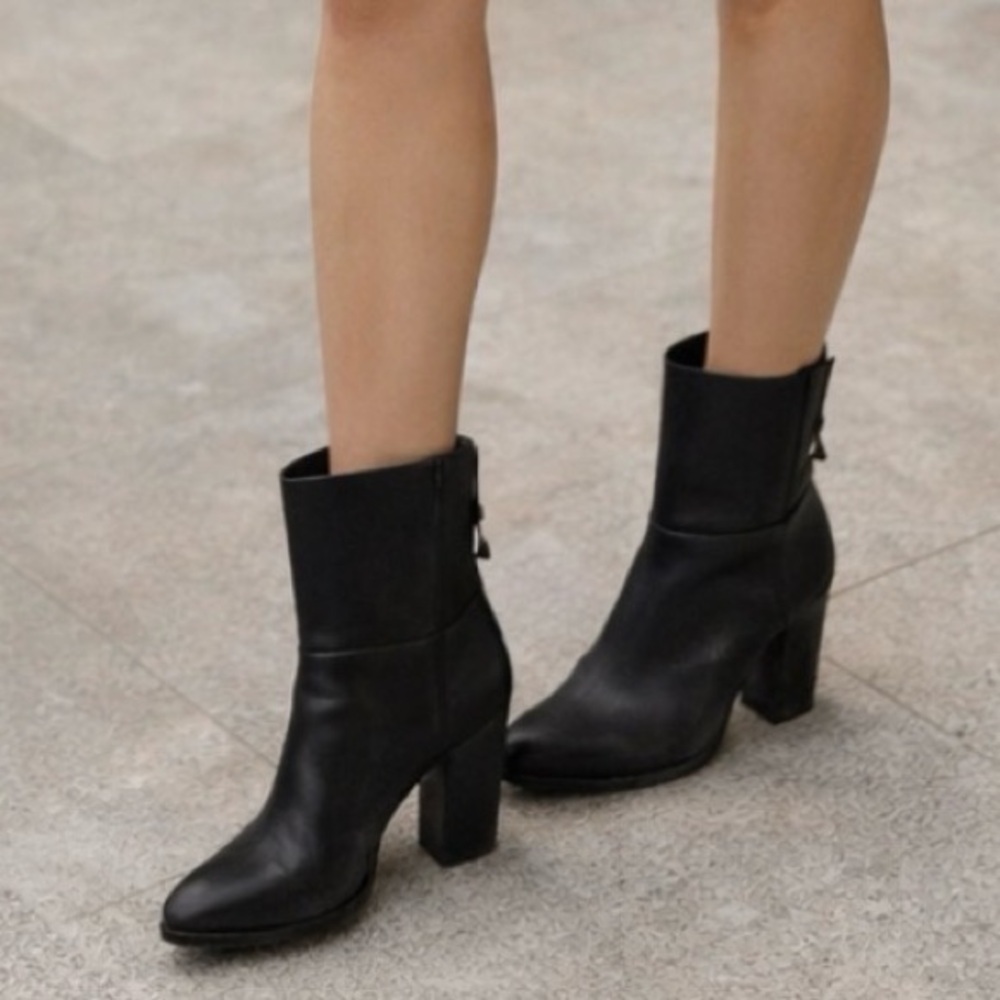 Rag & Bone Black Leather Ankle Boots – 38.5 / US‎ 8–8.5 – Stacked Heel Designer